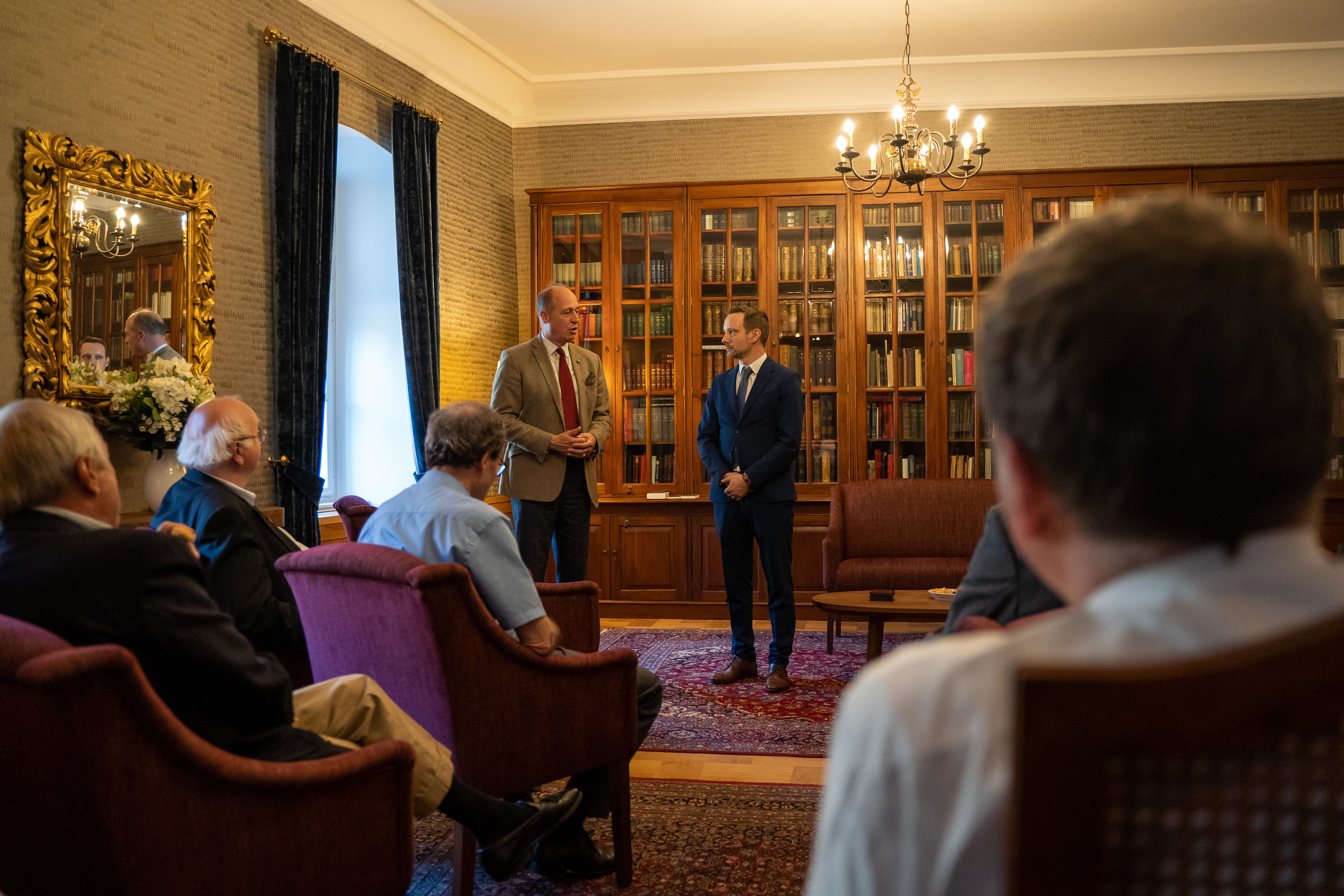 Érző szívvel és józan ésszel