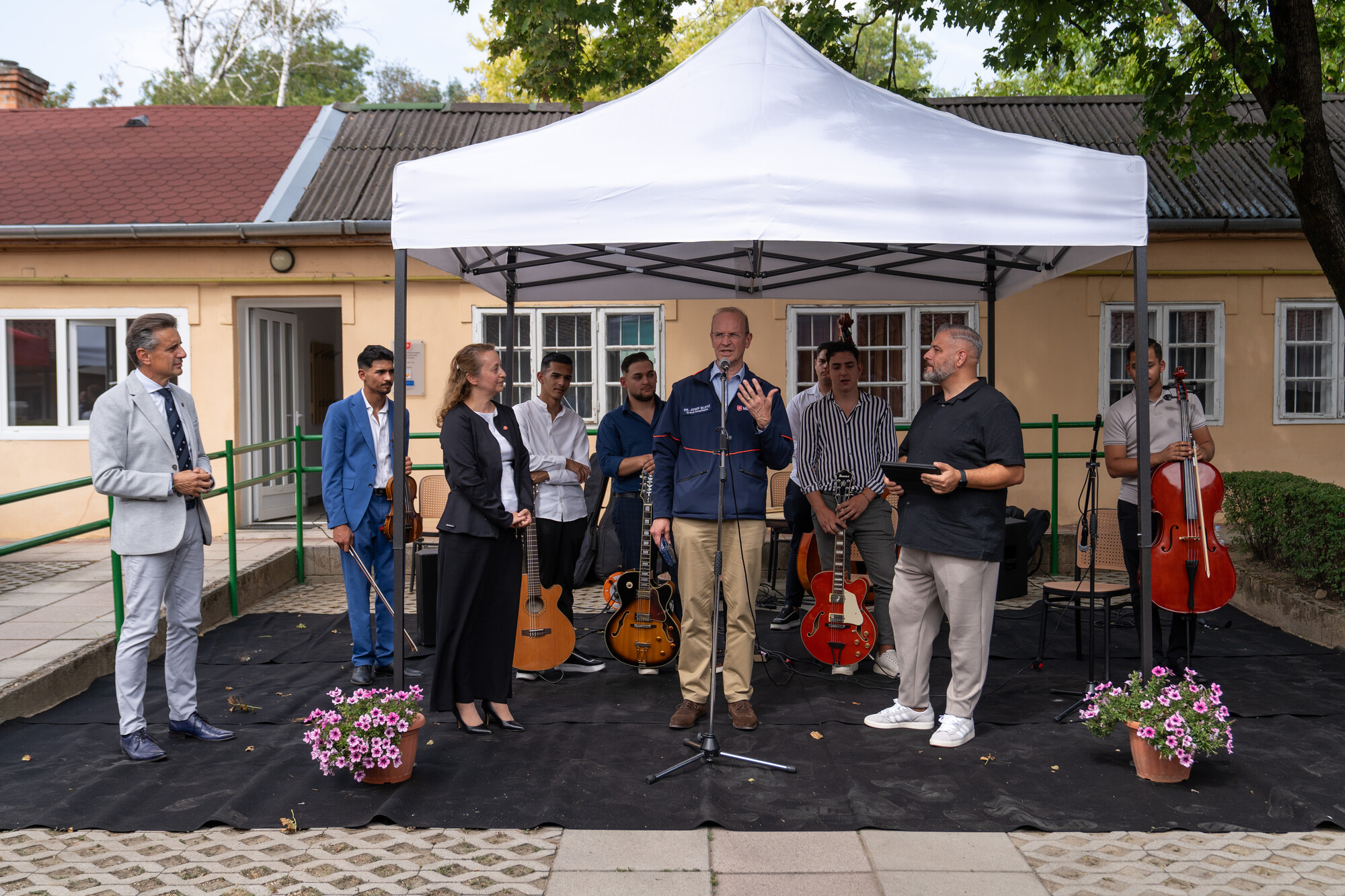 A Nagyispotályos meglátogatja a pécsi máltai projekteket